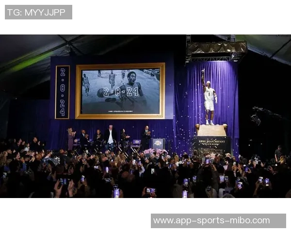 湖人纪念科比81分传奇雕像揭幕两周年回顾与致敬