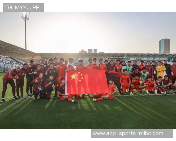 老大哥蒋光太晒点球制胜瞬间为U23男足加油打气展现团结精神